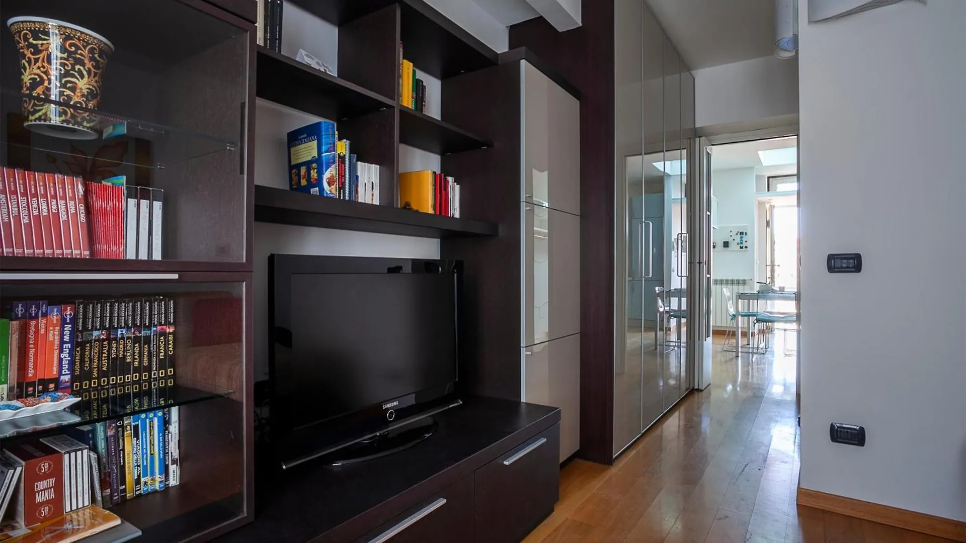 Italianway - Baiamonti 1 Apartment Milan 0*,